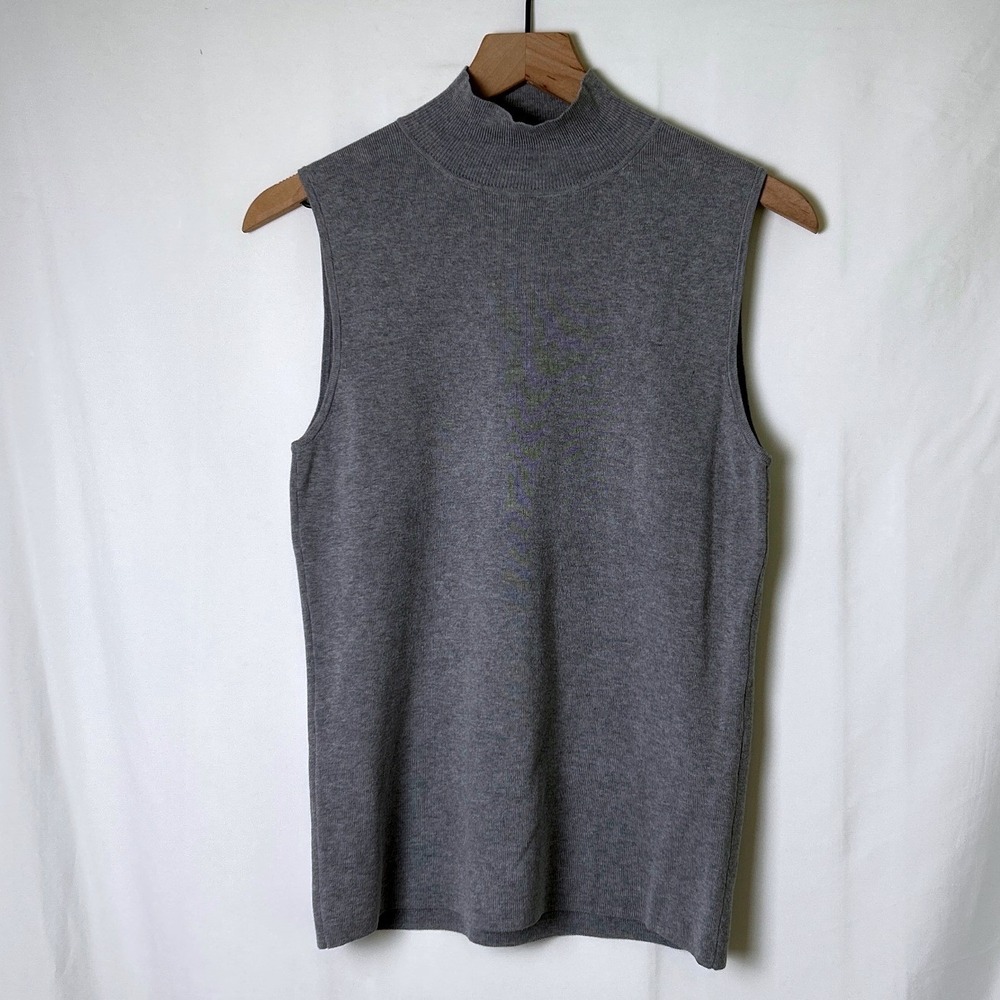 Chico's Women Mock Neck Silk Blend Sleeveless Knit Sweater Top Size 2 /L Gray